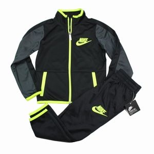 Nike Little Boys 2 Piece Jogging Set Tracksuit